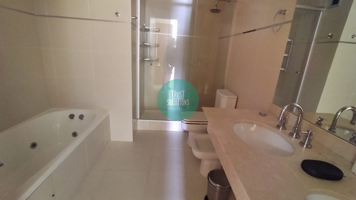 Apartamento ID.1465 - Venta y Alquiler Anual Exclusivo Apto 2D Mansa Punta con Amenities y vista espectacular 
