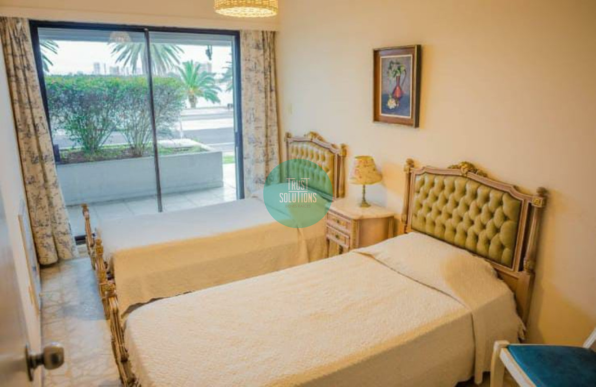 Apartamento ID.1415 - Venta Apto Puerto Punta 3D y dep de serv frente al mar