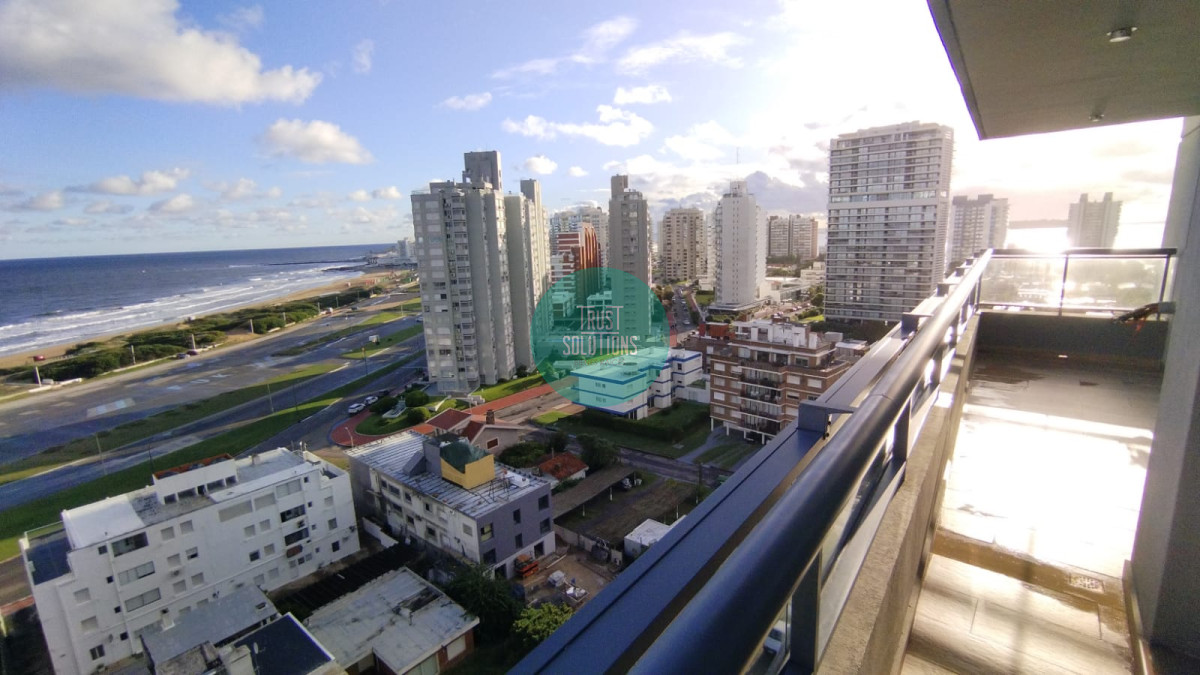 Apartamento ID.1483 - Venta Apto 2D Brava Punta con Amenities 