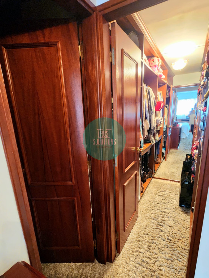 Apartamento ID.1457 - VENTA DE HERMOSA, SÓLIDA Y LUMINOSA PLANTA A METROS DE LA RAMBLA DE MALVÍN