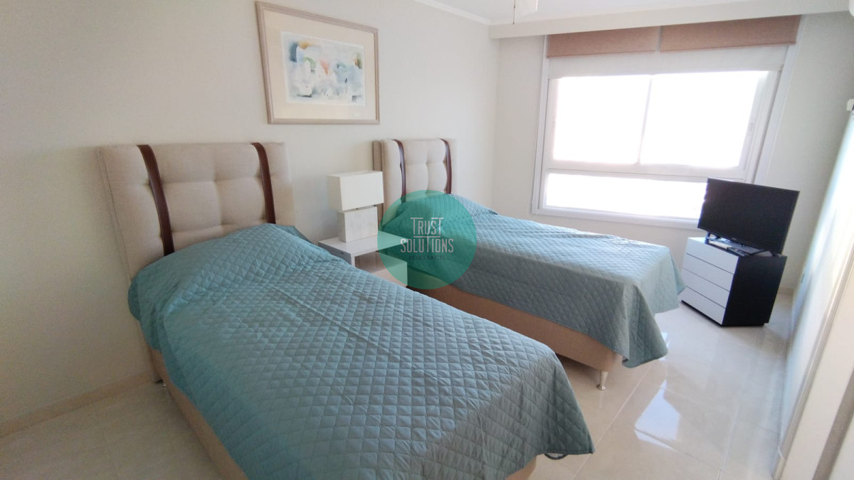 Apartamento ID.1159 - Alquiler Anual Apto Mansa Punta magnífico 3 suites Serv Amenities premiun