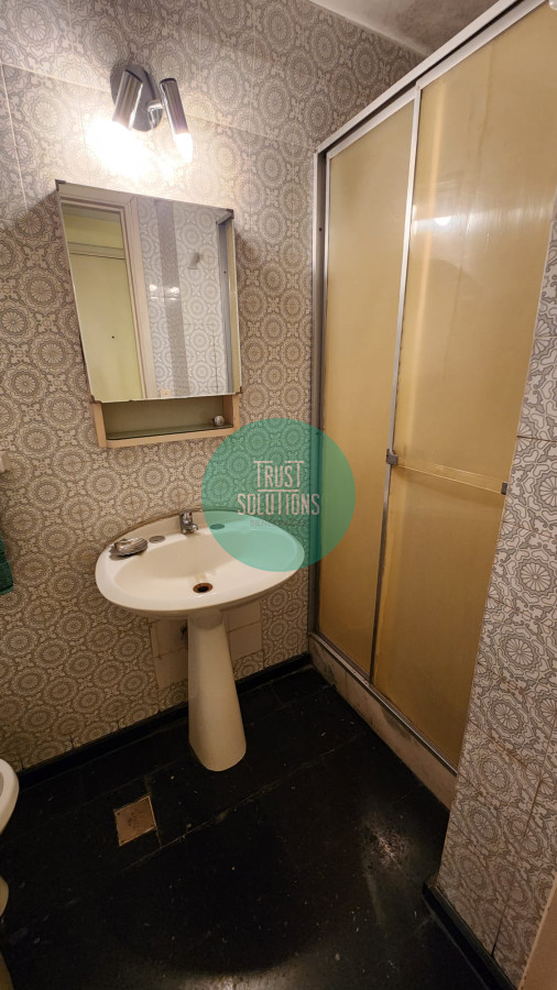 Apartamento ID.1516 - OPORTUNIDAD!! Excelente, sólida y muy cuidada planta en venta en el corazón de Pocitos