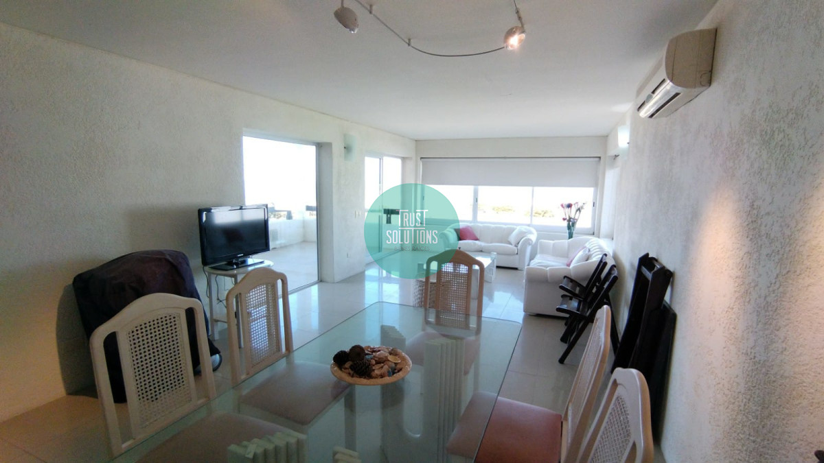 Apartamento ID.435 - Venta Apto 3D y dep serv  Brava Punta fte al mar 