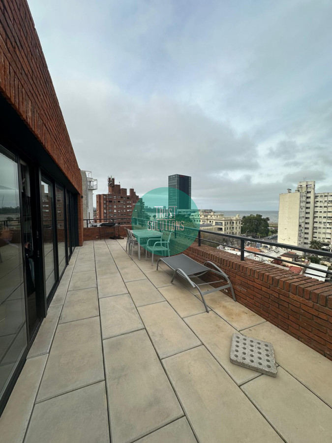 Apartamento ID.1420 - Alquiler hermoso Penthouse Amueblado