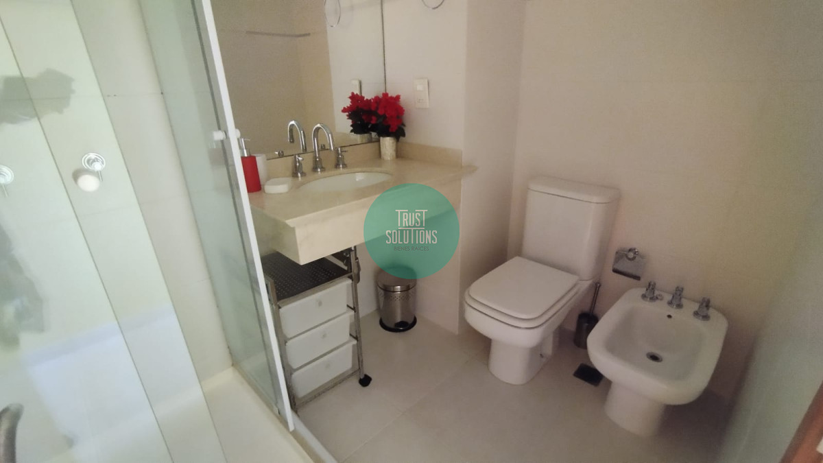 Apartamento ID.1465 - Venta y Alquiler Anual Exclusivo Apto 2D Mansa Punta con Amenities y vista espectacular 