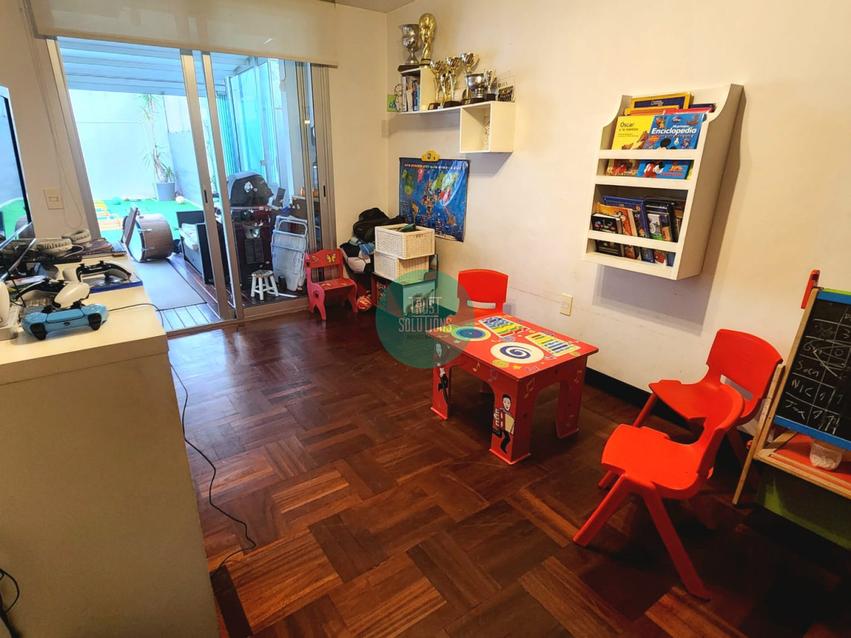 Apartamento ID.1432 - VENTA DE HERMOSO DEPARTAMENTO CON JARDÍN EN EL CORAZÓN DE POCITOS