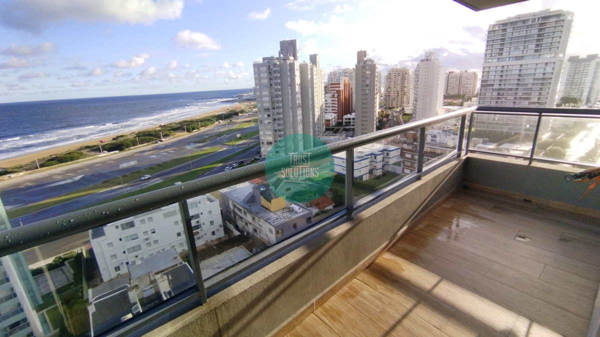 Apartamento ID.1483 - Venta Apto 2D Brava Punta con Amenities 