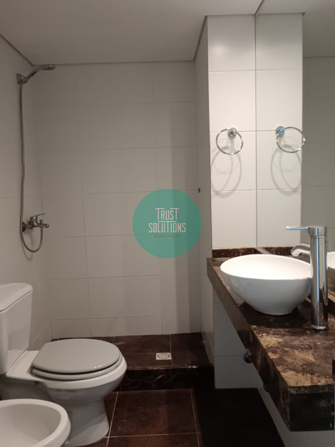 Apartamento ID.1695 - Alquiler Ap. 2 dormitorios con garage cerca de la Uni. Catolica 