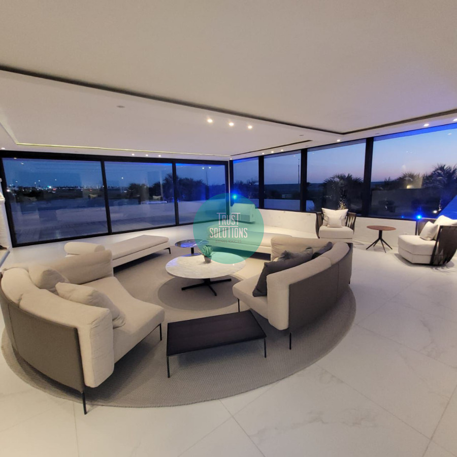 Apartamento ID.1160 - Venta Ap.Punta 3 Suites y Dep   Ed.Poseidón Laguna  OPORTUNIDAD!!!!!
