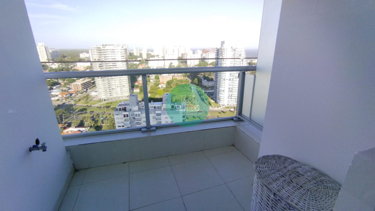Apartamento ID.1465 - Venta y Alquiler Anual Exclusivo Apto 2D Mansa Punta con Amenities y vista espectacular 