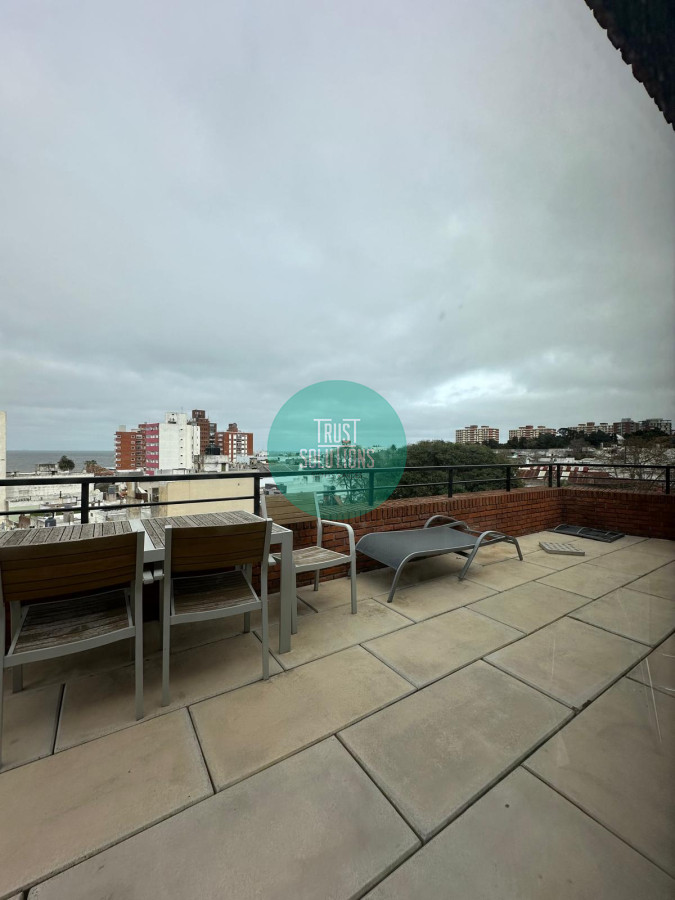 Apartamento ID.1420 - Alquiler hermoso Penthouse Amueblado