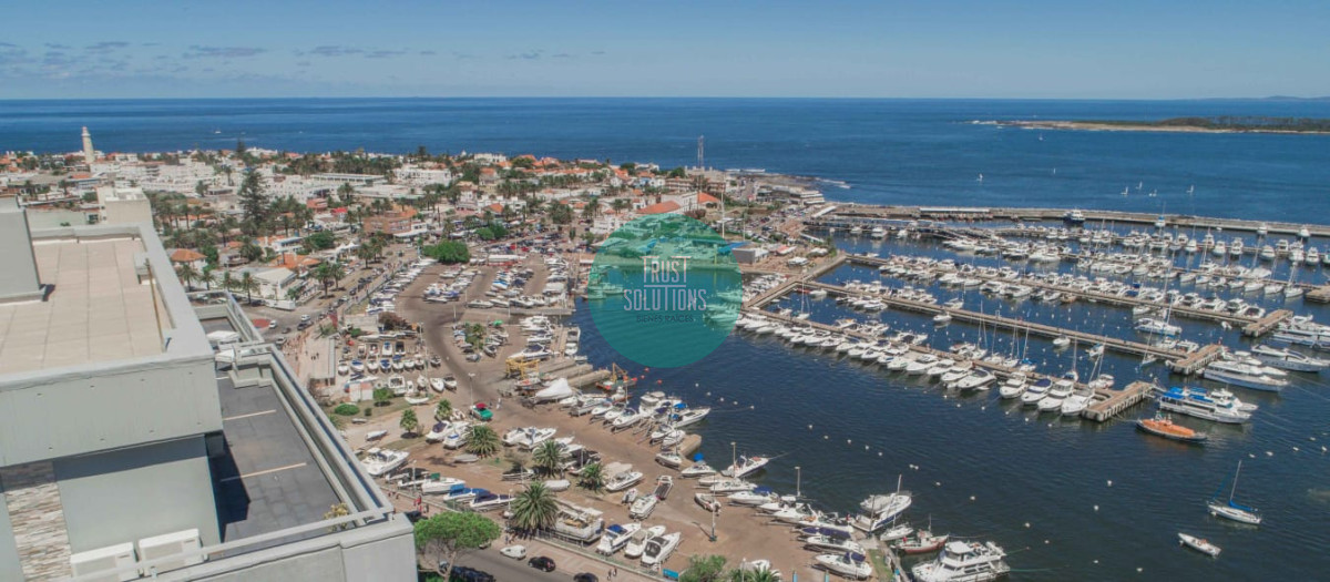 Apartamento ID.474 - Venta Penthouse 2D Península Punta con Amenities y Espectacular Vista al Puerto 