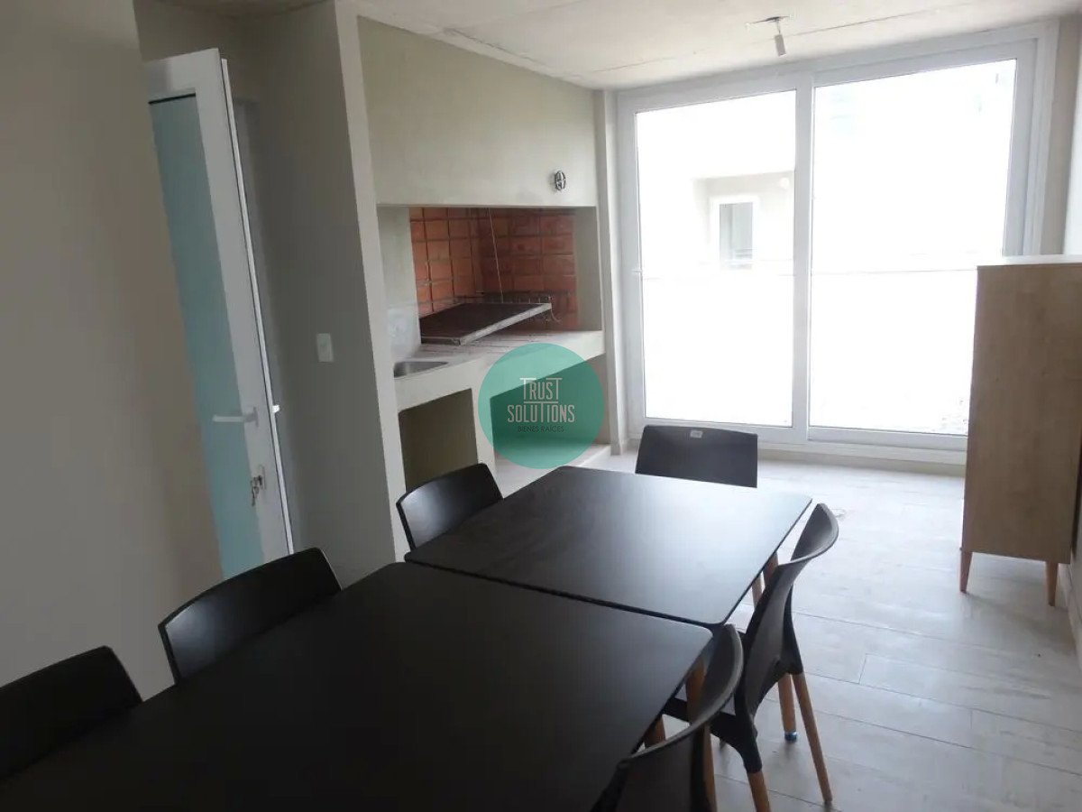 Apartamento ID.681 - Venta Apartamento P.Carretas 2 Dormitorio Ed.Greeen Desing a pasos de la rambla