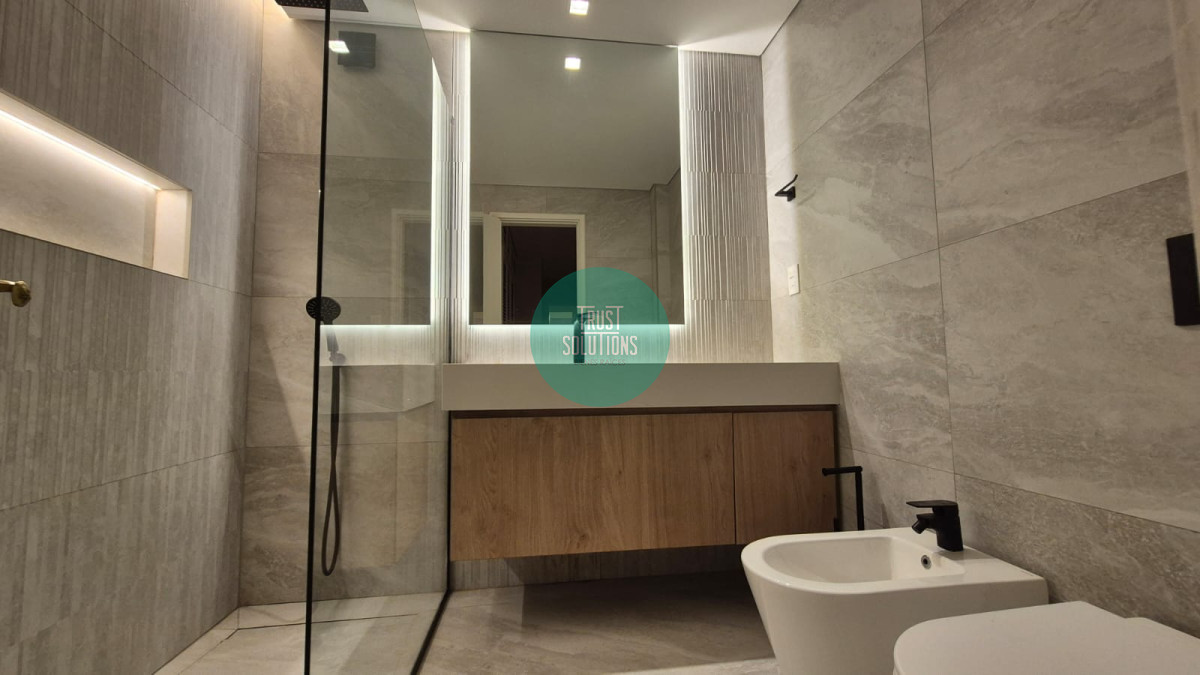 Apartamento ID.1611 - ESTUPENDO APARTAMENTO EN ALQUILER SOBRE PLAZA GOMESORO