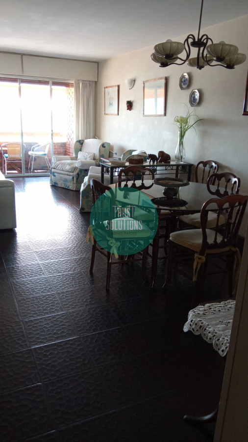 Apartamento ID.1579 - Venta Apto 2D Península Punta frente al mar con espectacular vista 
