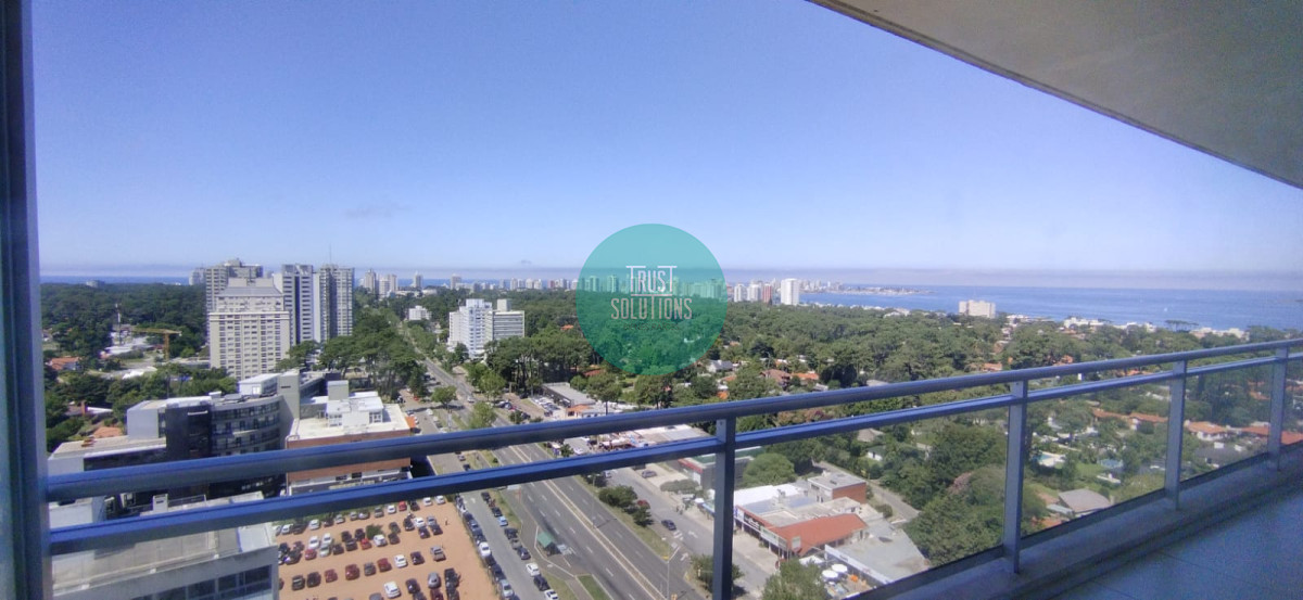 Apartamento ID.682 - Venta espectacular Penthouse Punta Roosevelt 2D con Amenities 