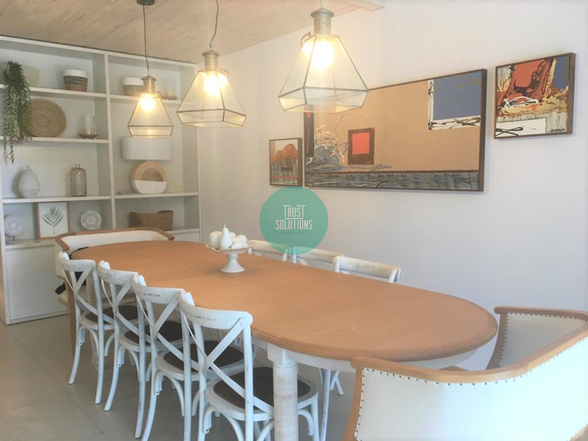 Apartamento ID.472 - Venta y Alquiler Anual Apto 3 Suites y dep serv Brava Punta con  Piscina propia 