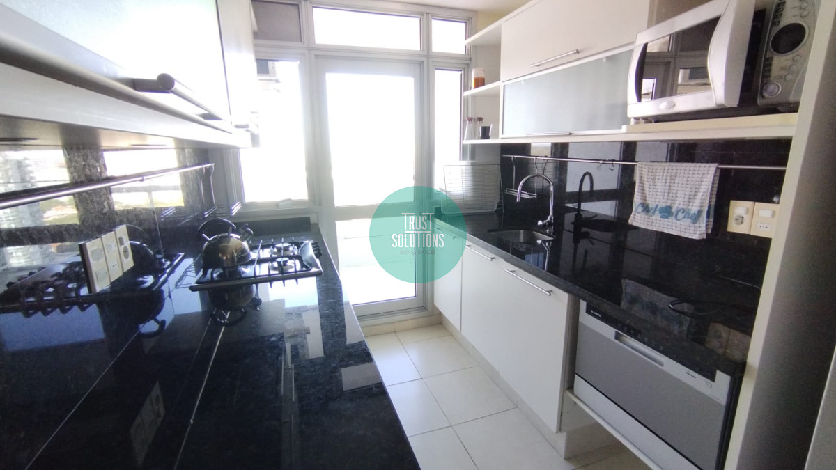 Apartamento ID.1465 - Venta y Alquiler Anual Exclusivo Apto 2D Mansa Punta con Amenities y vista espectacular 