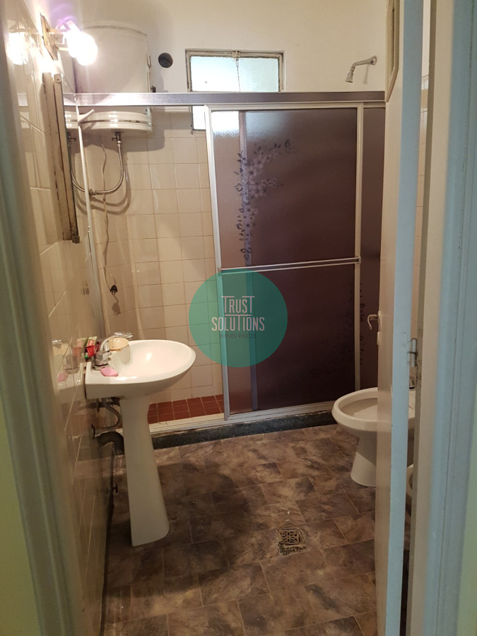 Apartamento ID.372 - Venta Apartamento Tres Cruces 2 Dormitorios lavadero y Patio  