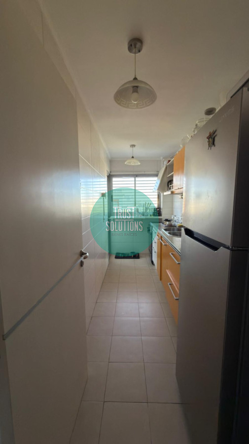 Apartamento ID.1868 - Venta apartamento sobre Av. Brasil con gran living, 2 dormitorios, 3 baños y buen garage 