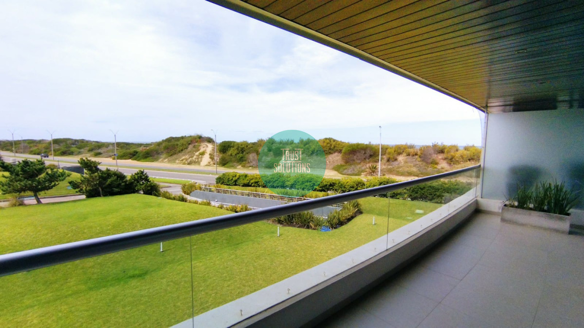 Apartamento ID.468 - Venta Apto Rincón del indio Punta 3D Piscina Tza con Parrillero