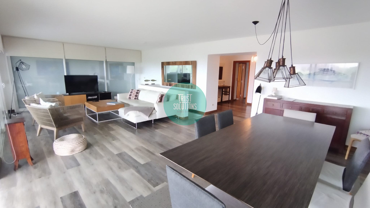 Apartamento ID.656 - Venta y Alquiler de Temporada Apto 3D y dep huéspedes Brava Punta con Piscina y Parrillero 