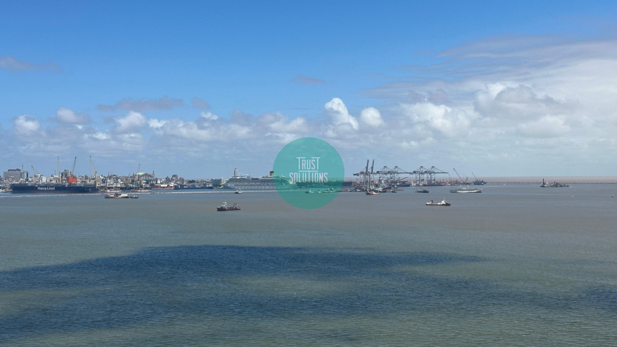 Apartamento ID.1826 - OPORTUNIDAD dos únicas unidades frente a la Bahia 