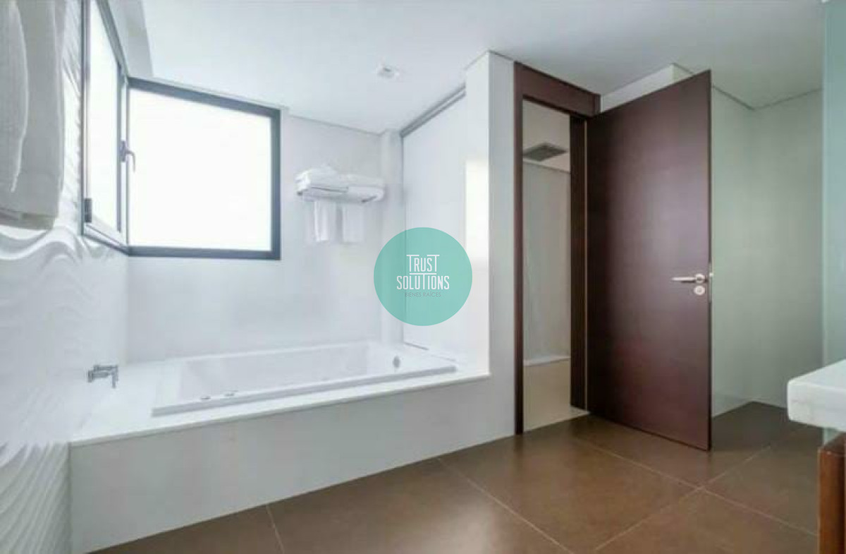 Apartamento ID.621 - Venta Exclusivo Penthouse frente al Puerto Punta 3 Suites Dep Serv Piscina y Parrillero 