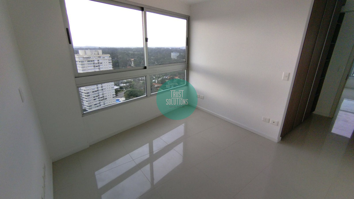 Apartamento ID.645 - Venta Apartamento Brava Punta a estrenar 3D 3B con Amenities 