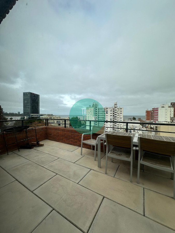 Apartamento ID.1420 - Alquiler hermoso Penthouse Amueblado