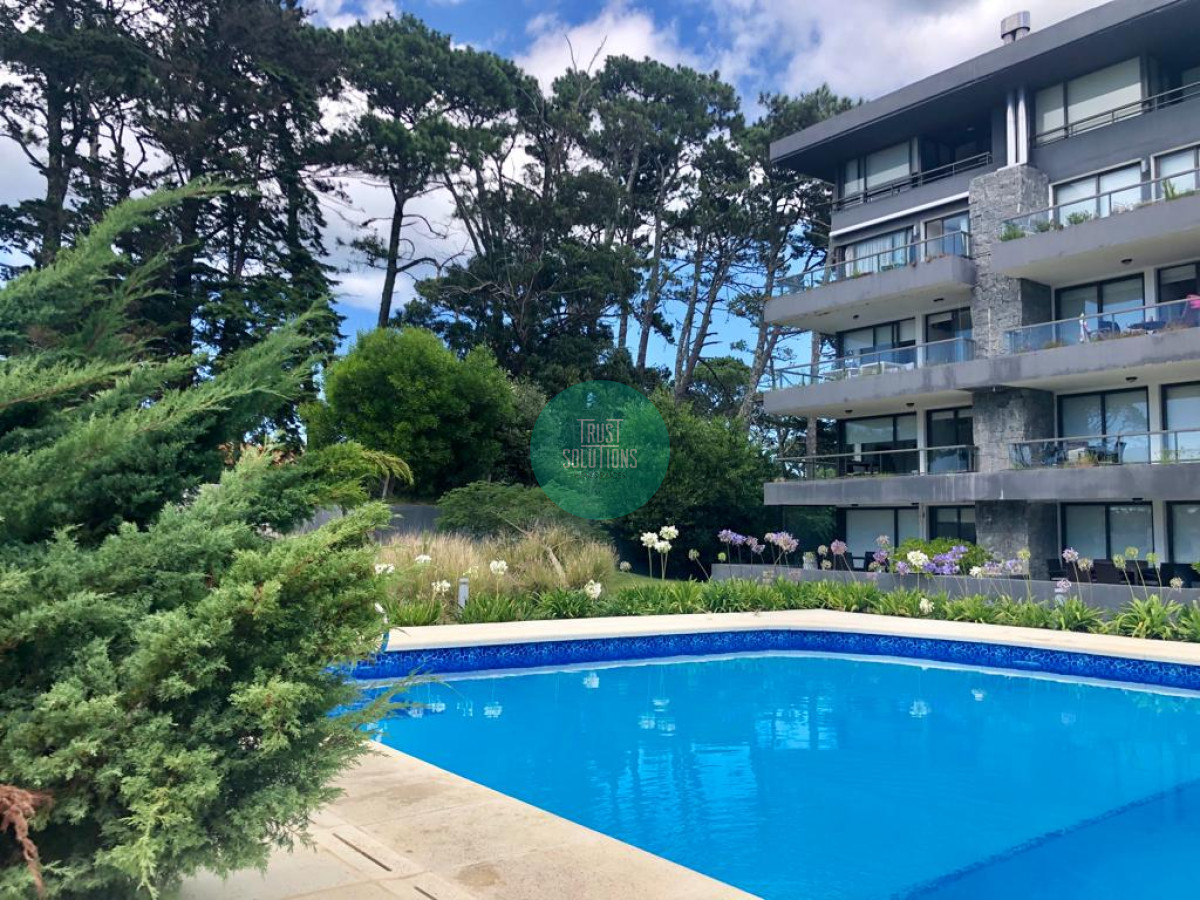 Apartamento ID.458 - Venta Apto Brava Punta 2D Tza con Parrillero y Amenities 