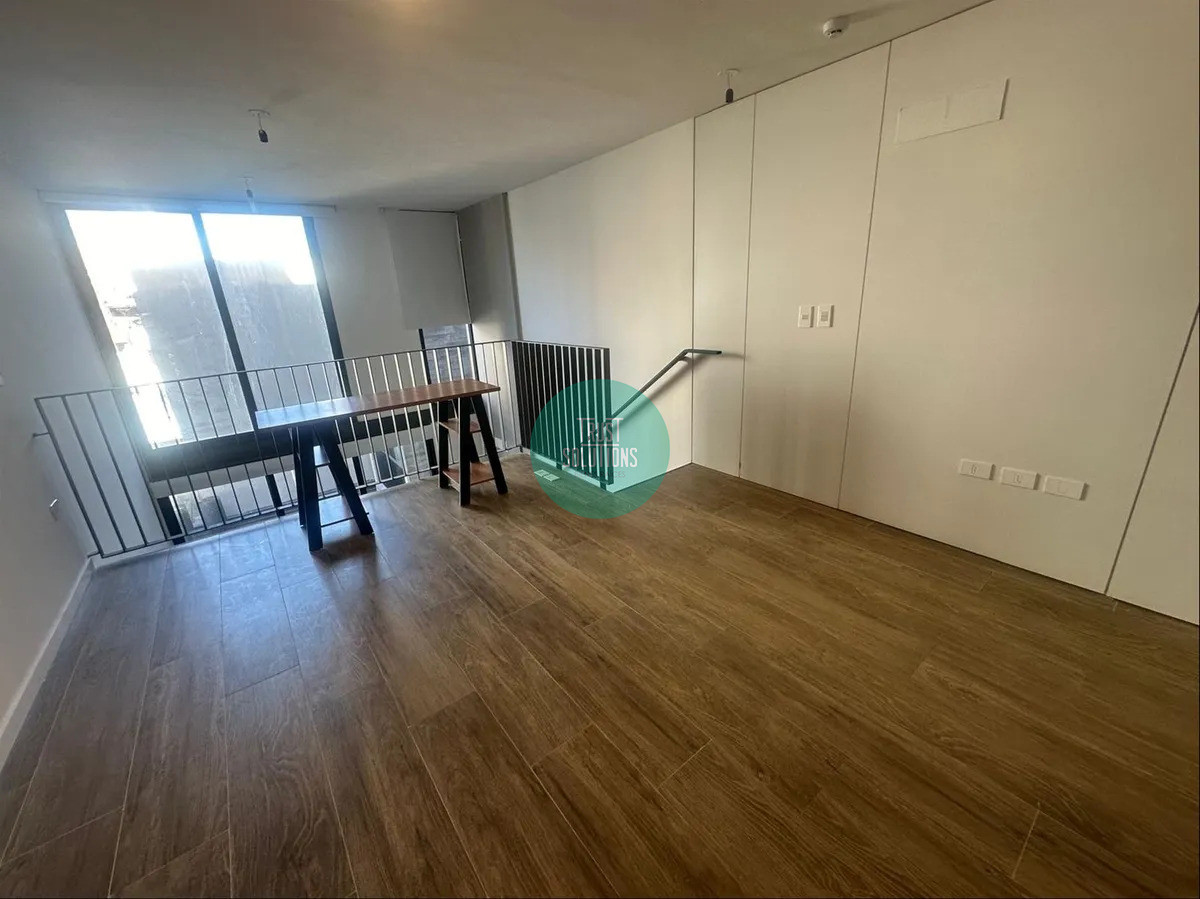Apartamento ID.1755 - Punta Carretas Venta Con Renta Apartamento 1 Dormitorio Duplex, Opción Garaje