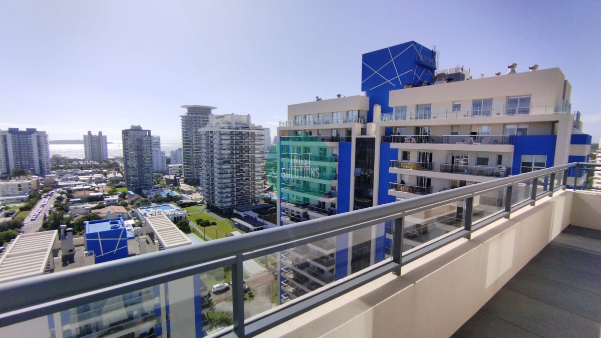 Apartamento ID.1129 - Venta Penthouse 2D a estrenar Brava Punta con Amenities 