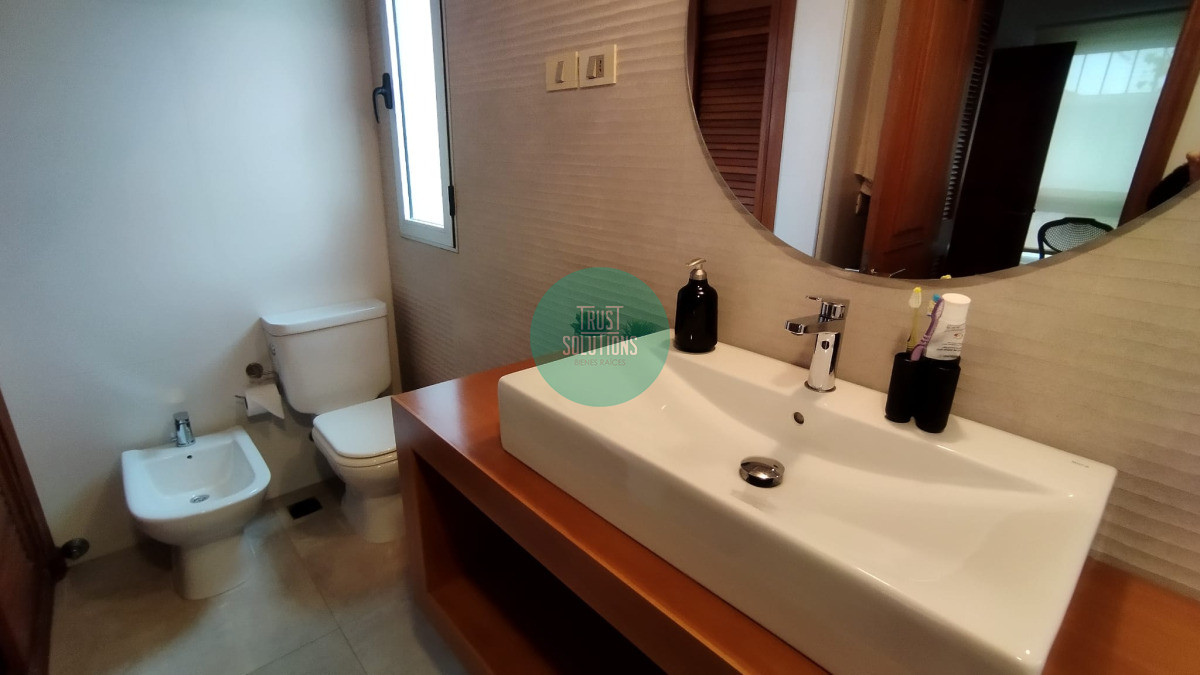 Apartamento ID.656 - Venta y Alquiler de Temporada Apto 3D y dep huéspedes Brava Punta con Piscina y Parrillero 