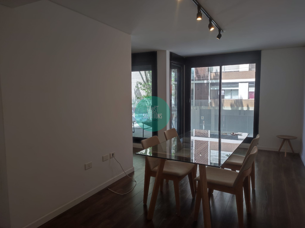 Apartamento ID.837 - ALQUILER Ap. Barrio Sur 4 DORMITORIOS A PASOS DE LA RAMBLA EDIF. ALMA SUR