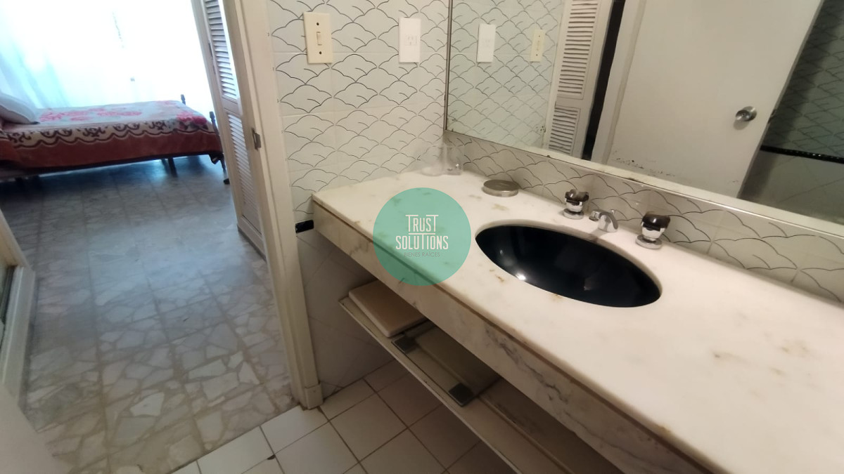 Apartamento ID.1415 - Venta Apto Puerto Punta 3D y dep de serv frente al mar