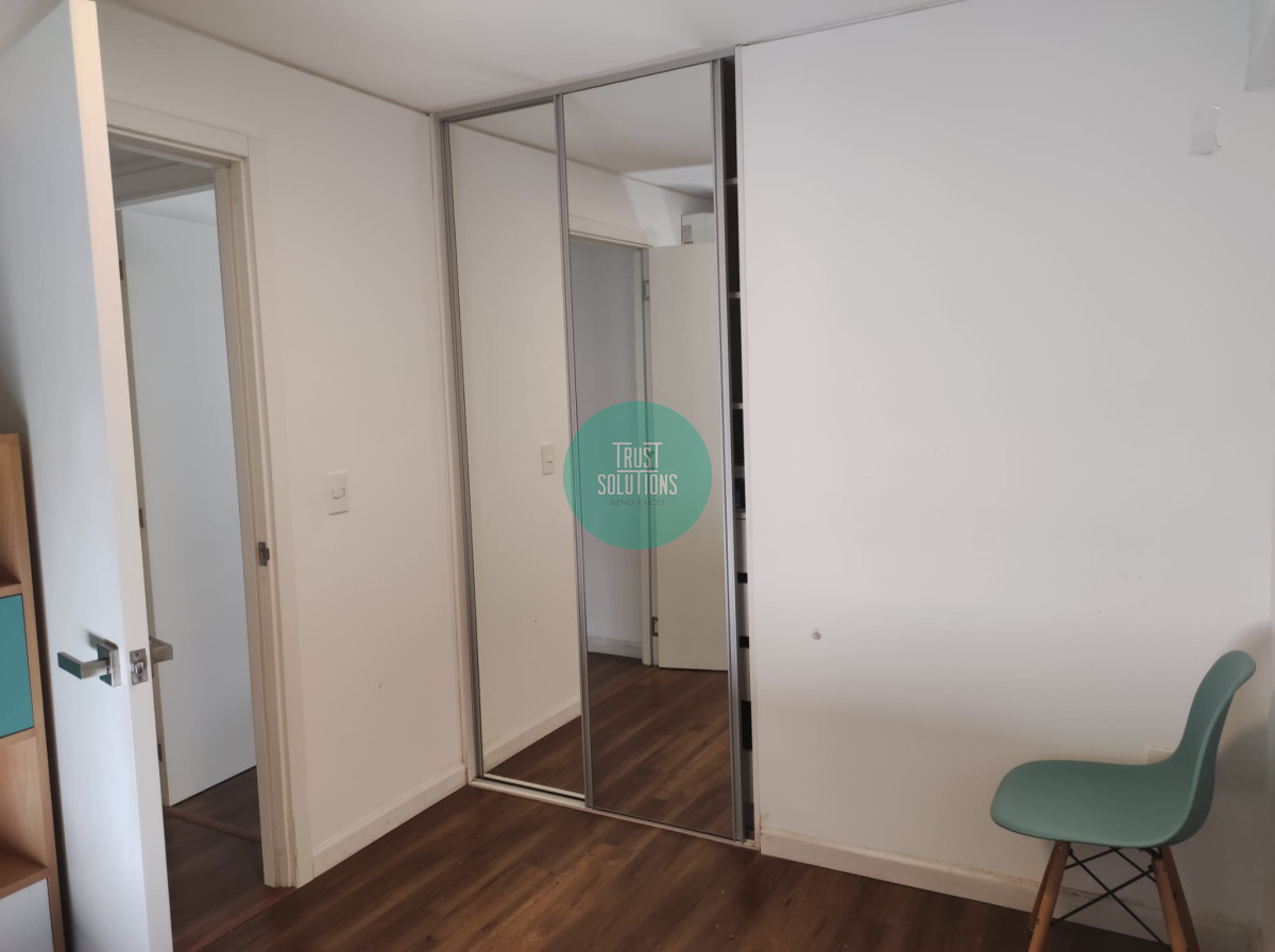 Apartamento ID.837 - ALQUILER Ap. Barrio Sur 4 DORMITORIOS A PASOS DE LA RAMBLA EDIF. ALMA SUR