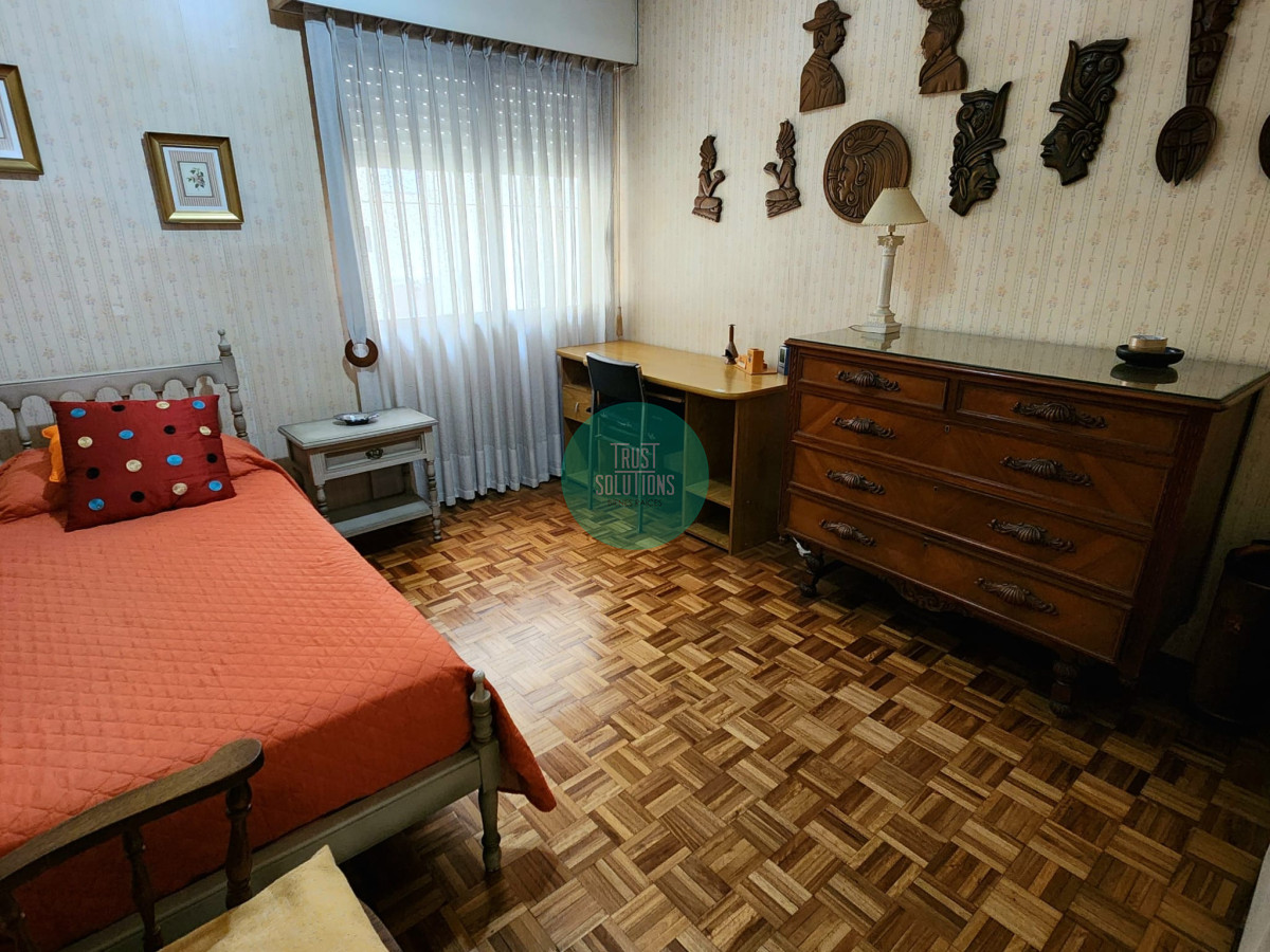 Apartamento ID.1516 - OPORTUNIDAD!! Excelente, sólida y muy cuidada planta en venta en el corazón de Pocitos