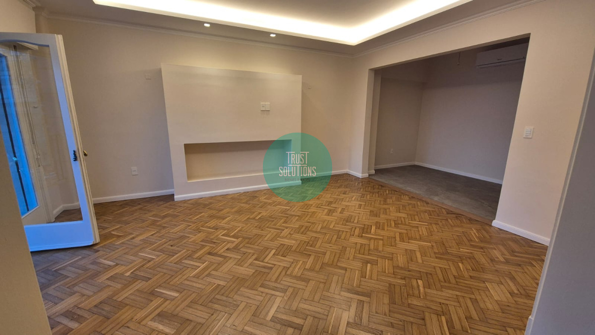 Apartamento ID.1611 - ESTUPENDO APARTAMENTO EN ALQUILER SOBRE PLAZA GOMESORO