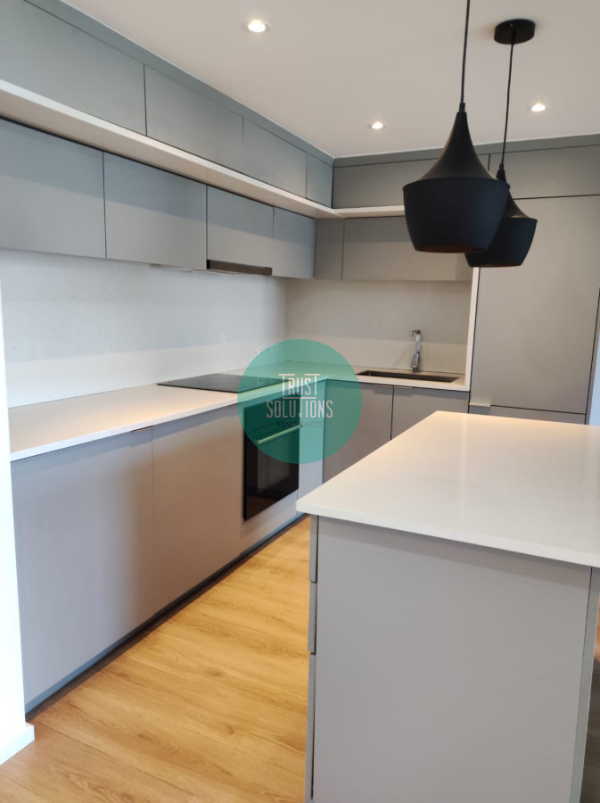 Apartamento ID.931 - Alquiler Centro 3 dormitorios Ed.Alma Duc a pasos de la rambla 