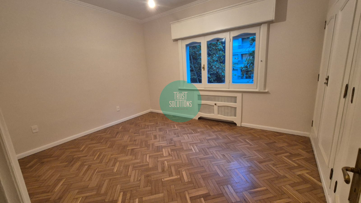 Apartamento ID.1611 - ESTUPENDO APARTAMENTO EN ALQUILER SOBRE PLAZA GOMESORO