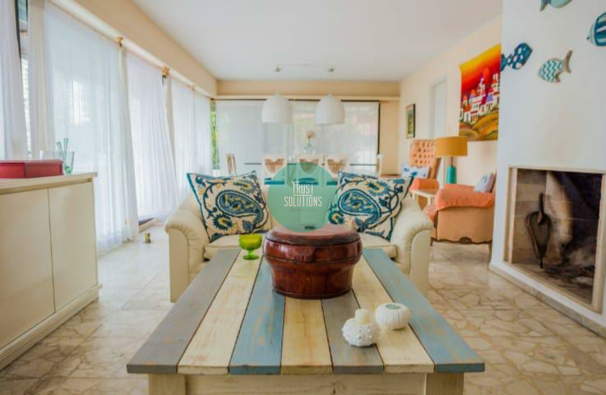 Apartamento ID.1415 - Venta Apto Puerto Punta 3D y dep de serv frente al mar
