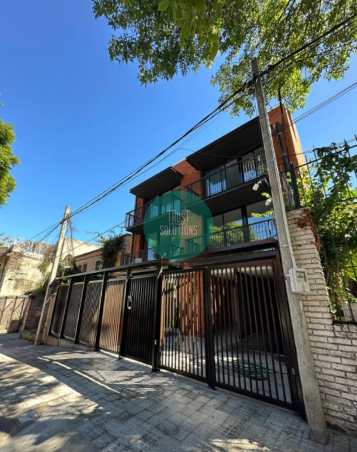 Apartamento ID.1178 - Venta o Alquiler duplex Punta Carretas 2D Frente opción garage Terraza