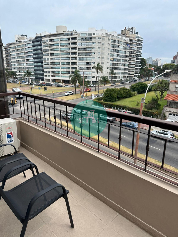 Apartamento ID.1505 - DIVINO DEPARTAMENTO EN VENTA Y ALQUILER SOBRE LA RAMBLA DEL PUERTO DE BUCEO