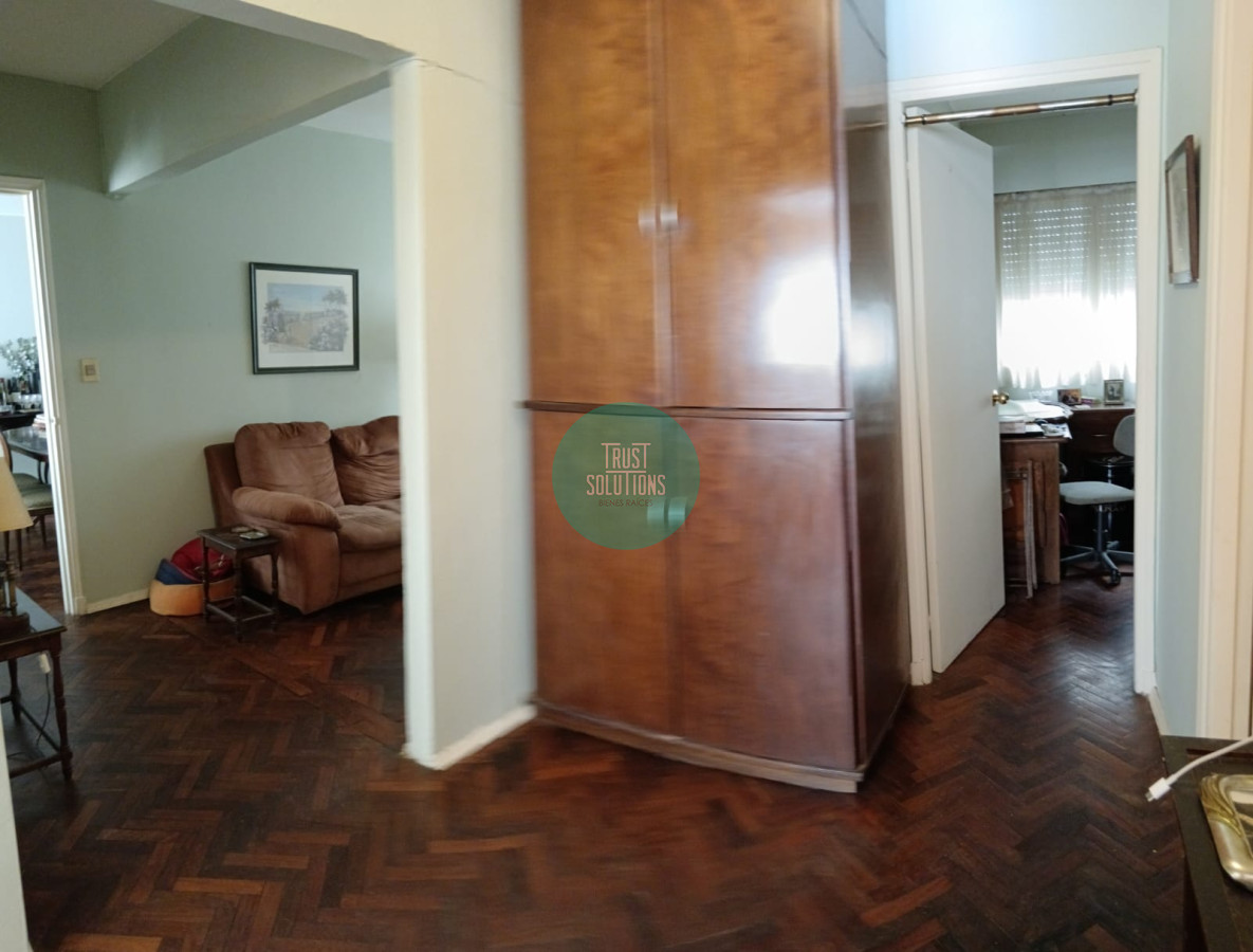 Apartamento ID.1330 - Oportunidad Venta 3 Dormitorios. Pocitos garaje y terraza. A 2 Cuadras de la rambla Pocitos