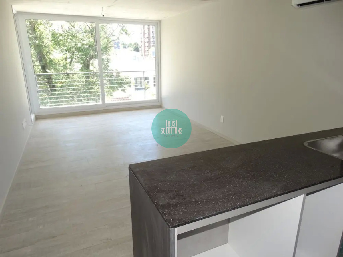 Apartamento ID.681 - Venta Apartamento P.Carretas 2 Dormitorio Ed.Greeen Desing a pasos de la rambla
