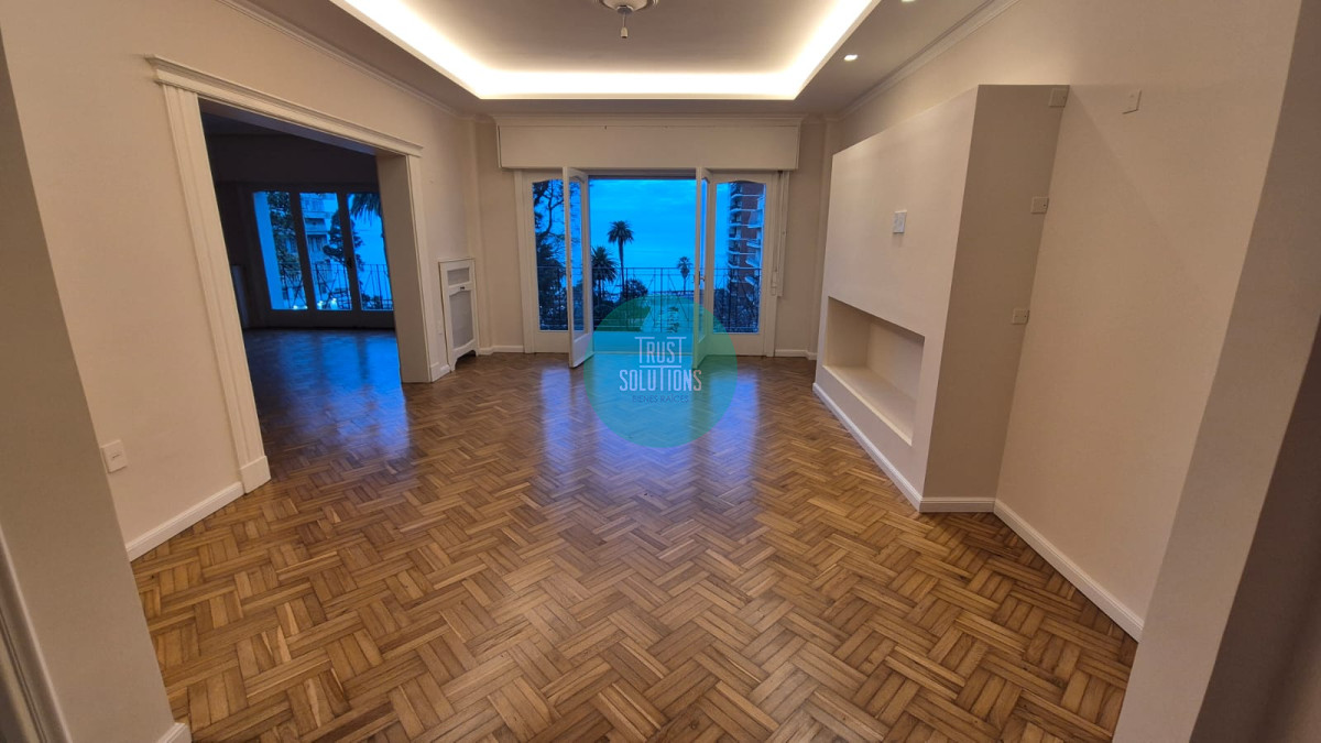 Apartamento ID.1611 - ESTUPENDO APARTAMENTO EN ALQUILER SOBRE PLAZA GOMESORO