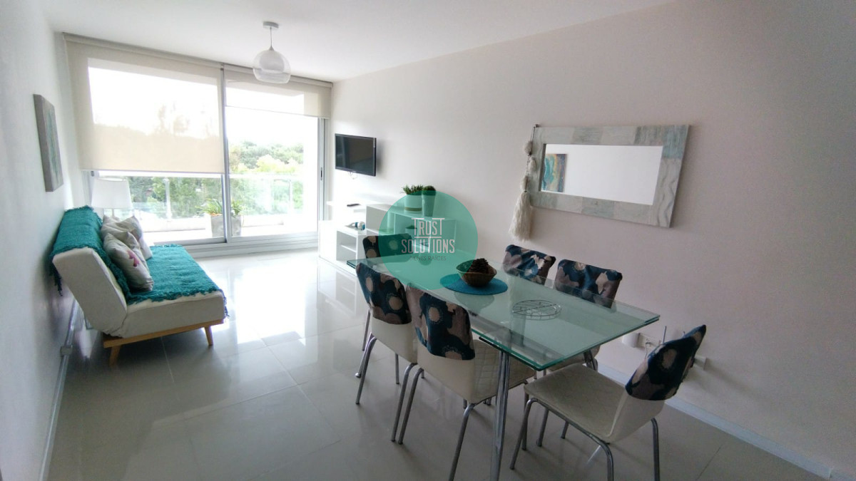 Apartamento ID.436 - Alquiler Anual Apto 2D Brava Punta con Amenities 