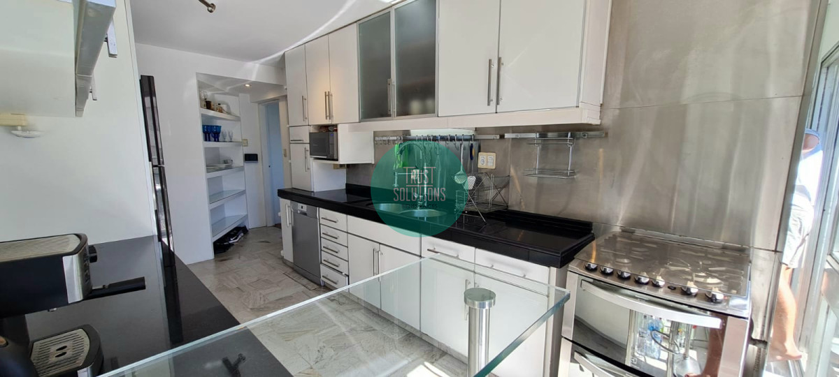 Apartamento ID.1478 - DIVINO DEPARTAENTO AMOBLADO EN ALQUILER FRENTE A LA RAMBLA DE PUNTA CARRETAS
