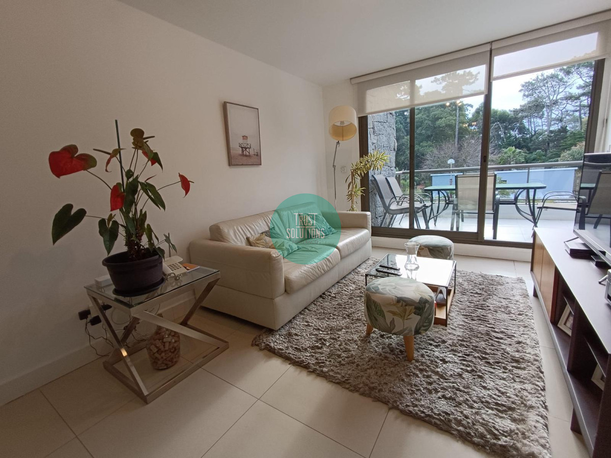 Apartamento ID.1301 - Venta Apto 2D Brava Punta con Amenities y Terraza con parrillero 